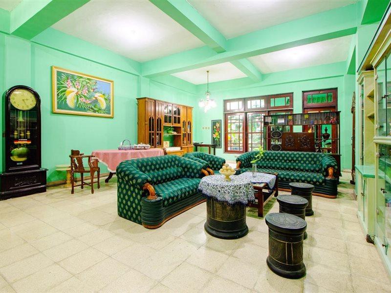 Spot On 2107 Ijo Pupus Syariah Residence Baturetno Exterior photo