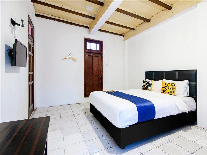 Spot On 2107 Ijo Pupus Syariah Residence Baturetno Exterior photo