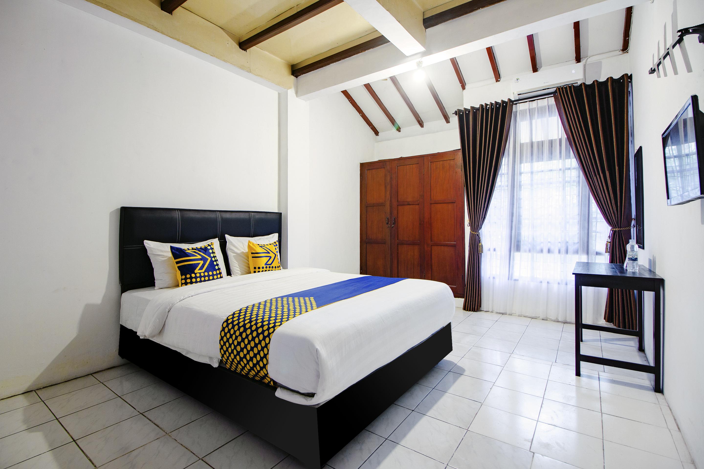 Spot On 2107 Ijo Pupus Syariah Residence Baturetno Exterior photo