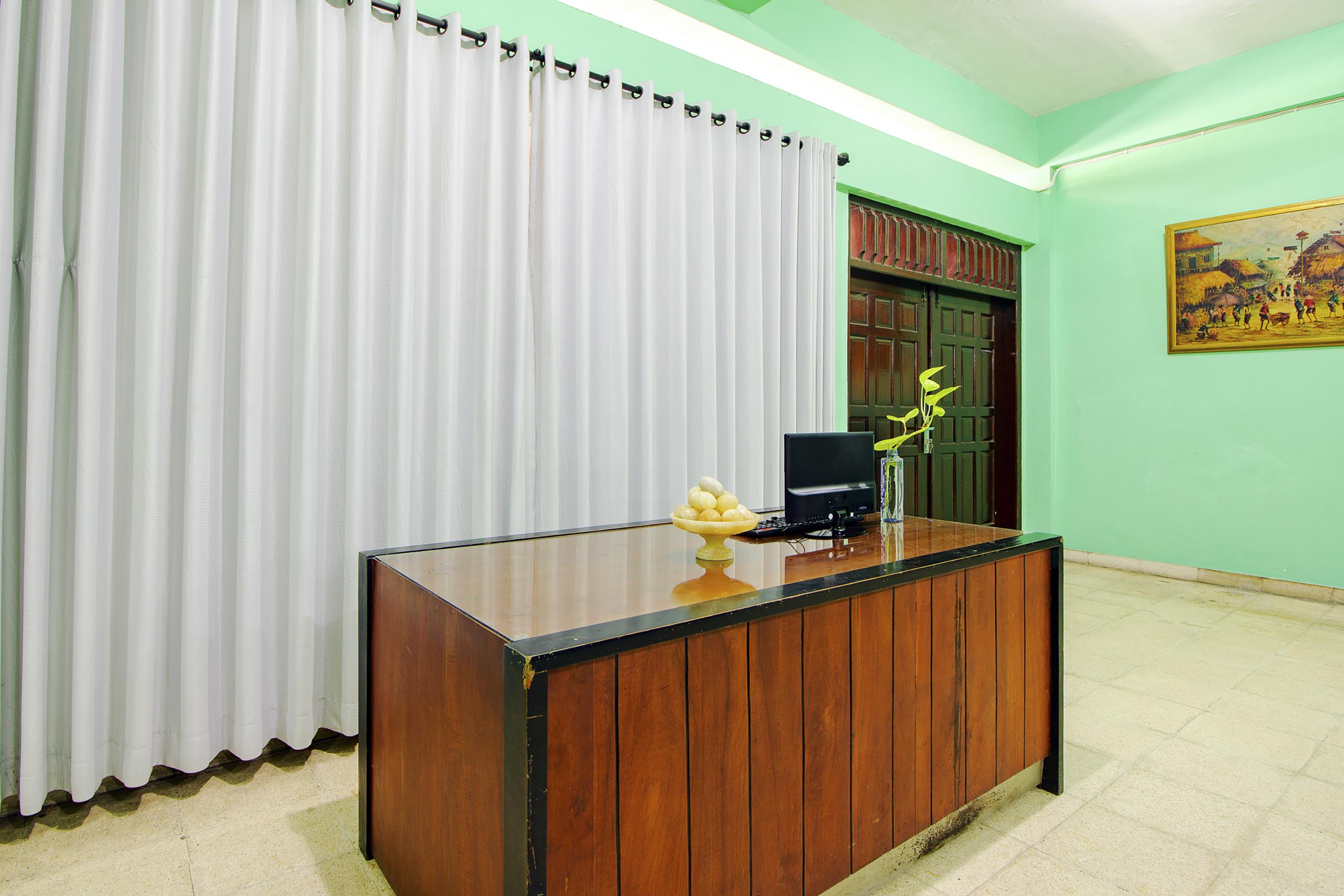 Spot On 2107 Ijo Pupus Syariah Residence Baturetno Exterior photo